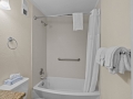 3br-king-bath